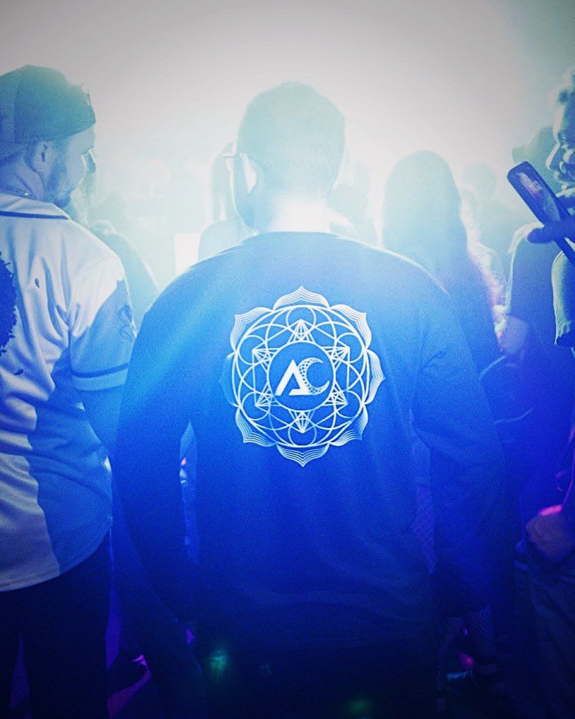 Alienboibass's tweet photo. Official Akasha merch dropping to the public soon…👀

Photo credit: Jesse Gould 

#edm #edmlife #ascension #5dearth #entrepreneur #fashiondesigner https://t.co/vGCdXfm4kX