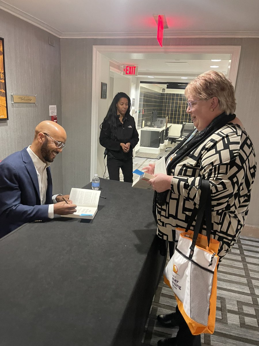 SierraLindfors's tweet photo. Kicked of Day 2 of #SummerLearningSummit with a phenomenal talk from author Clint Smith. Takeaway: Hope is intergenerational. https://t.co/6USlJi8uOa