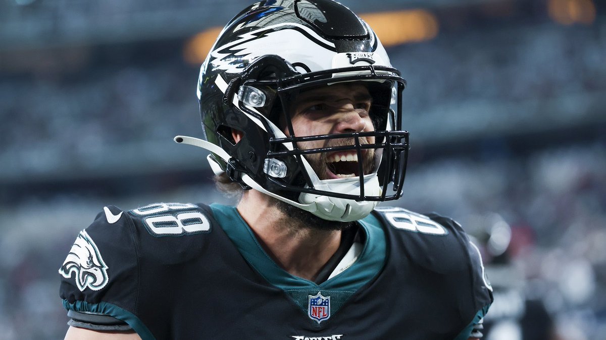 PHLEaglesNation's tweet photo. Dallas Goedert says he talks trash during the Brotherly Shove 🗣️: “I told Aaron Donald he needs to come off the ball harder. I told a couple people that they need to get their weight up. I tell them to stop jumping. Lot of times I just be telling them they should just give it to us." 🔥

(via @SportsRadioWIP)