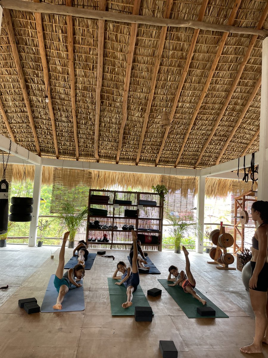 movegymzipolite's tweet photo. Recuerda que contamos con clases para hacer tu entrenamiento más completo. https://t.co/PorwWA1QZK