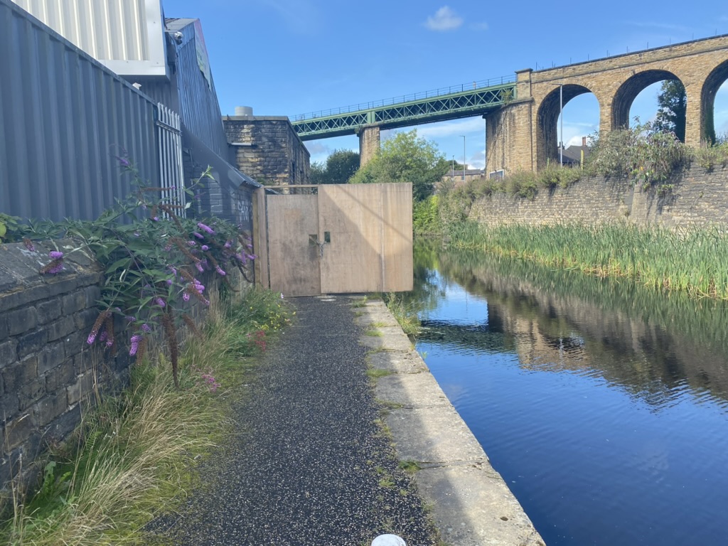 They closed traffic free route 7 months ago - we need action in Colne Valley <a href="/CanalRiverTrust/">Canal & River Trust</a> 
Join a peaceful demo at Longroyd Bridge, HD1 3JB on Saturday at 11.00 (prompt). Placards, photoshoot, optional ride via dangerous detour (A62) to Milnsbridge. <a href="/CityConnect1/">CityConnect</a> <a href="/MayorOfWY/">Tracy Brabin, Mayor of West Yorkshire</a>