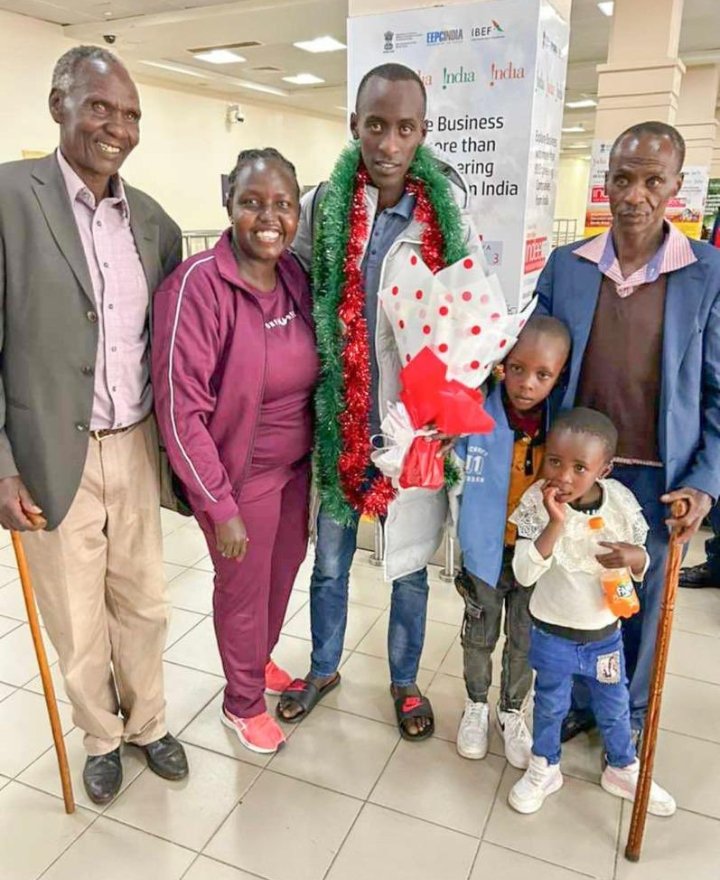 How Kelvin Kiptum was received at the airport after Breaking Eliud Kipchoge's World Record. Shame to the Sports Ministry, shame to Athletics Kenya and shame to Ababu Namwamba