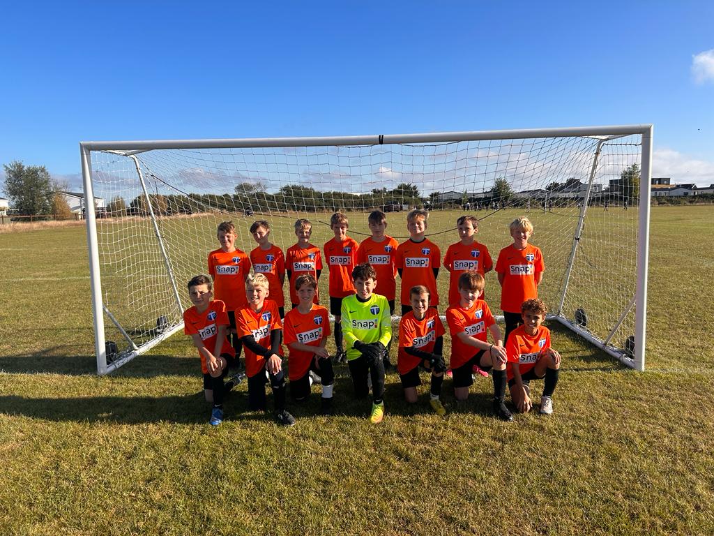 Tankerton U11s wanted to thank Snap Analytics <a href="/SnapAnalytics/">Snap Analytics</a> for sponsoring our new away kit for the 23/24 season