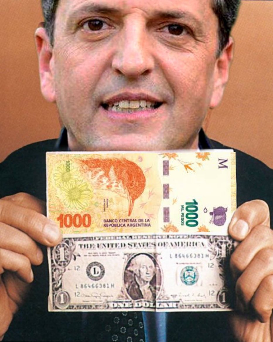 Matiquilmes23's tweet image. Se entiende que este bestia está dejando al país sumergido en la miseria? Increíble q haya gente que piense votarlo… solo los que quieren mantener algún curro pueden optar por este tipo… lamentable!