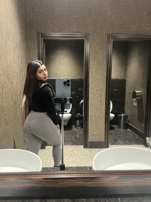 Hey https://t.co/DvGw43Ng29