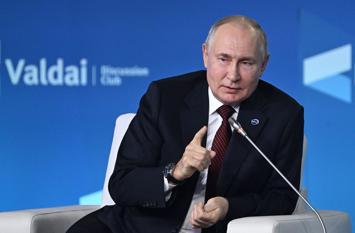 NewsDayMundo's tweet photo. 🇷🇺 | ÚLTIMA HORA: Putin dice que el conflicto entre Israel y Gaza muestra el “fracaso” de la política estadounidense en Oriente Medio. https://t.co/oGKUafcNBC