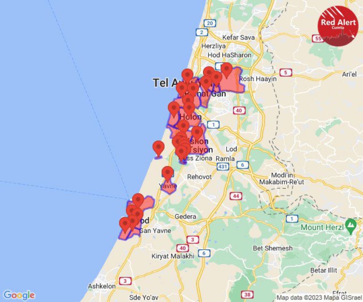 AlertaNews24's tweet photo. 🇮🇱🇵🇸 | URGENTE - GUERRA ISRAEL-GAZA: Masivo bombardeo ahora a Tel Aviv de parte de Hamás. https://t.co/yHVQCvPEBA