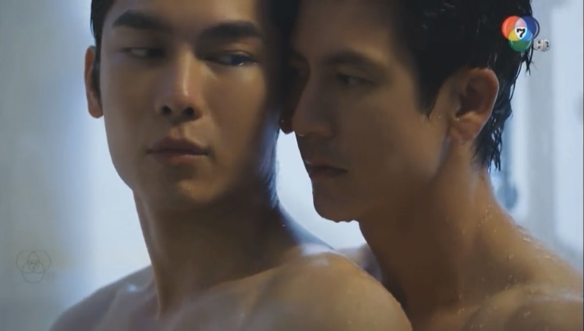 Ting_ThinkThing's tweet photo. พี่ติ๊กรู้ พี่ติ๊กเห็น... ติ๊ก-เจษฏาภรณ์ #tikpholdee รีบชี้แจง หลังมีคนอิน #ติ๊กมิว จัด จนตัดต่อภาพวาบหวิวเกินจริงกับ มิว-ศุภศิษฏ์ #MewSuppasit
#ลมพัดผ่านดาวEP19 #SOMETHINGINTHEWIND https://t.co/uv72v4P96o
