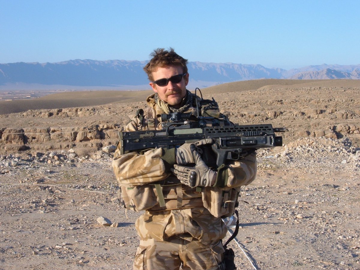 MilVetPodcast's tweet photo. Ep 041: Jon (Royal Marines Veteran) joined in 1994: completed 13 years service, reaching the rank of Lance Corporal. 

Service on HMS Fearless, plus Op Tours in Northern Ireland, Iraq and Afghanistan.

Listen/Watch/Support https://t.co/jdMa9rDfdZ

#Military #Veterans #Podcast https://t.co/GJuIe7H2bU
