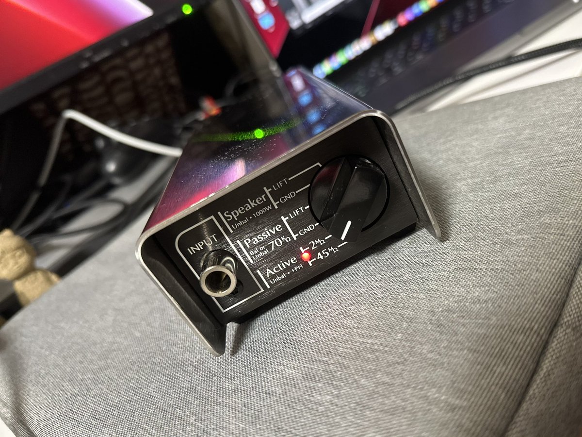 この鉄のお弁当箱みたいな塊 新しく買った『Pueblo Audio』の『OLLA