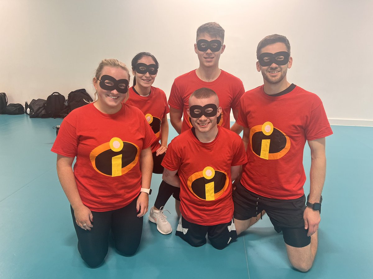 Cara_Lamb1's tweet photo. Dance squads at their finest https://t.co/7PgXtNUoDf