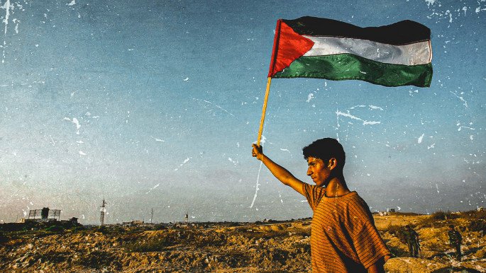 sendmemes22's tweet photo. Since 1949 Israel is killing, stealing and pushing borders far away from Tel Aviv. 

Europe, America and allies of Israel can be ashamed of what they do for the last 75 years.

Free Palestine ✌️ https://t.co/CC8gkDbubm