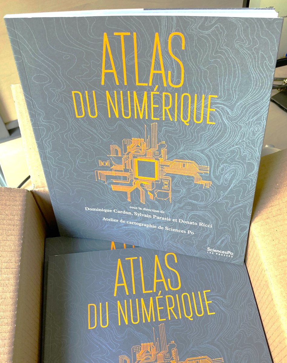 L' « Atlas du #numérique », Dominique Cardon (<a href="/Karmacoma/">Dominique Cardon</a>, <a href="/medialab_ScPo/">ScPo médialab</a>), <a href="/SParasie/">Sylvain PARASIE</a>, Donato Ricci (<a href="/Optichiasm/">donato ricci @dntrcc.bsky.social</a>) (dir.), Atelier de cartographie de <a href="/sciencespo/">Sciences Po</a> <a href="/ScPoResearch/">Recherche SciencesPo</a> vient d'être livré🤩! #Web #Data #AI #IA
📚En librairie le 27 oct. bit.ly/46j8sA4