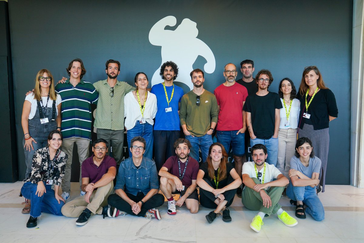 escac's tweet image. #ÓperaPrima | 🎬 ¡Talento: Laboratorio Ópera Prima 2023 en @sitgesfestival!

Nos hace muy felices ver el gran compañerismo y las sinergias generadas entre les participantes de esta edición llena de talento.

¡Os deseamos lo mejor con vuestros proyectos!