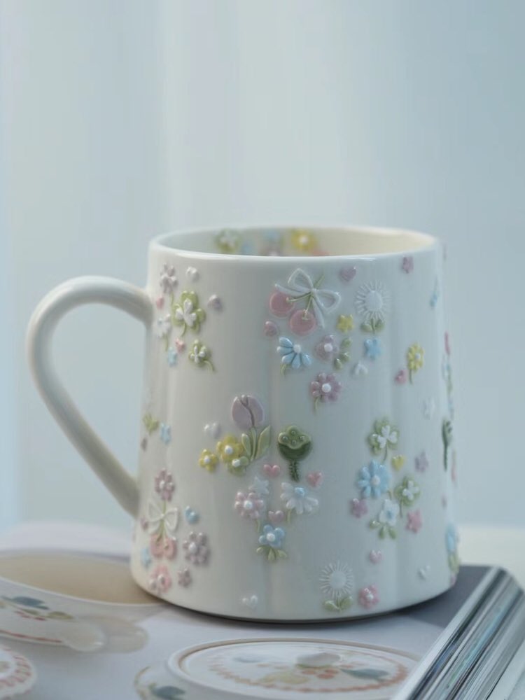 piinkibun's tweet image. pretty floral cup