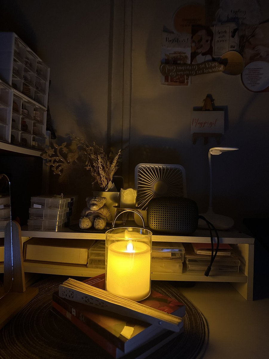 romenalang's tweet photo. “Stay open; it is how the light gets in.” https://t.co/QMVQY5m2zJ