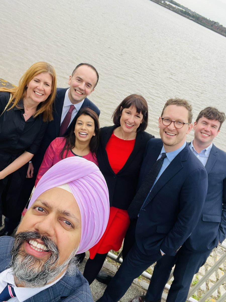 TanDhesi's tweet photo. #TeamTreasury
#TheATeam https://t.co/PUxvSxuLW1