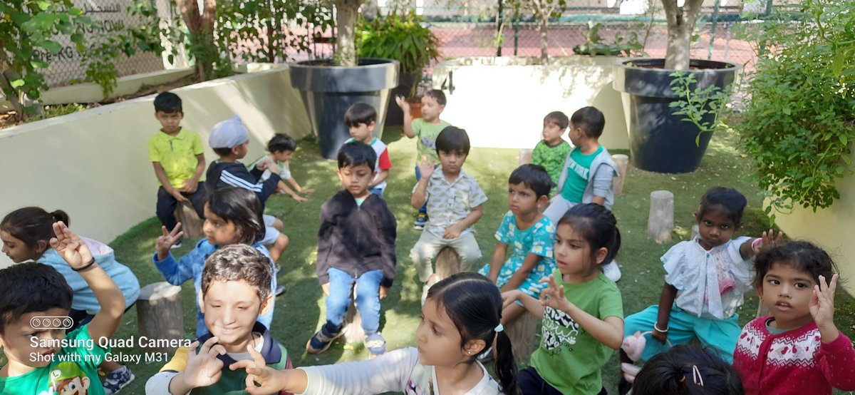 3EYFSNaveena's tweet photo. 🐰🌟 Happy World Mental Health Day! 🌟🐰
We Pre-K C kiddos to hop into a world of happiness with bunny hop exercises and breathing exercises to boost their mood and well-being, setting a positive example for lifelong mental health! 💚 #WorldMentalHealthDay #InnerEngineering Week https://t.co/7UdKrN3n6t