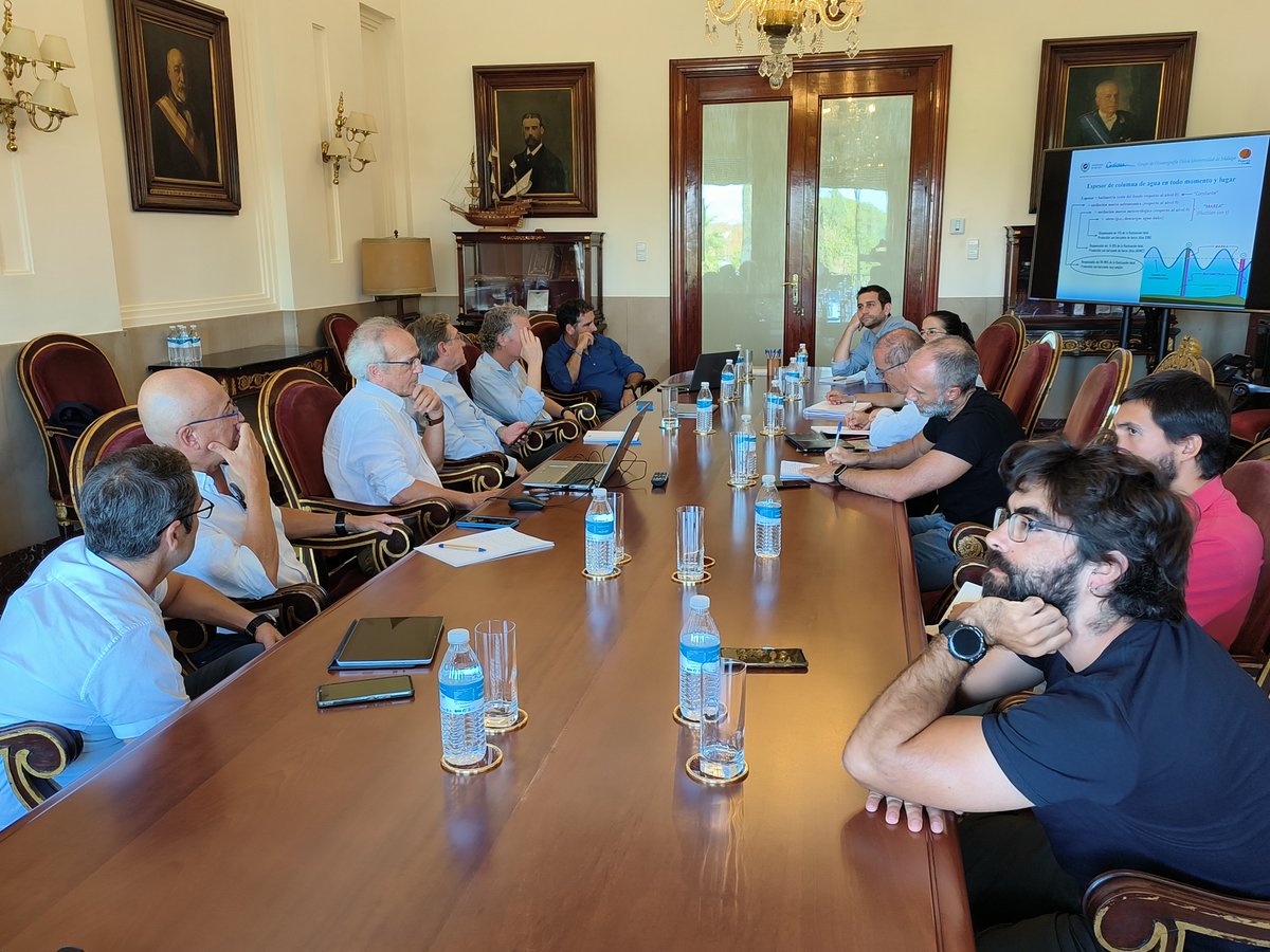 PuertoDeSevilla's tweet image. Hemos mantenido una reunión con los grupos de investigación en torno al estuario del Guadalquivir.

Navegación, biología marina, avifauna, salinidad... seguimos avanzando en el conocimiento del estuario gracias a las universidades andaluzas y al CSIC. 

#WorkingWithNature