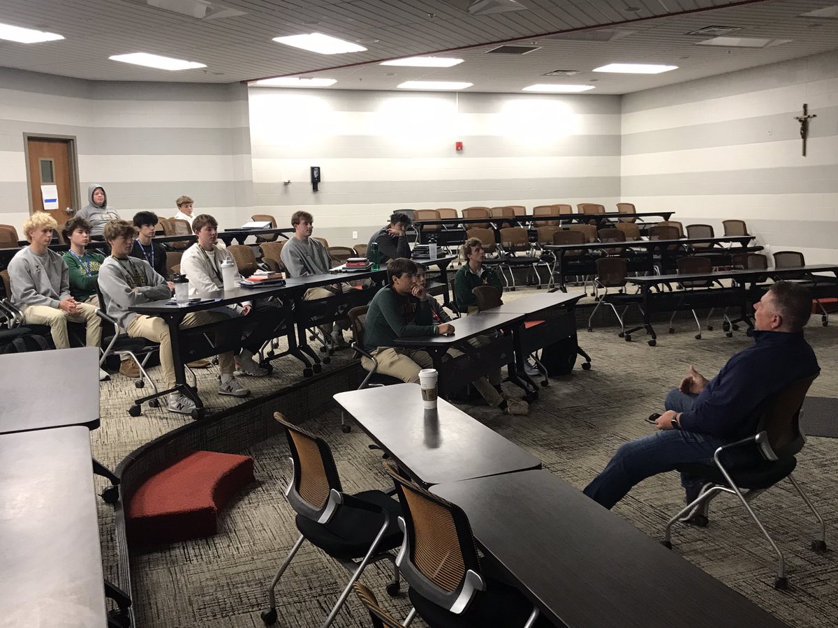 stxtigers_TFC's tweet photo. St. X would like to thank recently retired Major League umpire, Greg Gibson, for speaking with us this morning at our Tigers for Christ meeting. He reminded us of the lessons we can learn through athletics. Having to face adversity in sports will help us handle adversity in life. https://t.co/hr5V6JBqJl