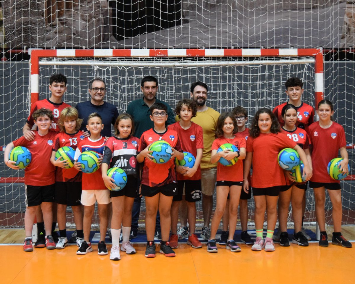 BMBardenas's tweet photo. Alevín Mixto B 🤾‍♀️🤾🏼‍♂️ | JJDD Navarra
Entrenadores: Asier Martínez y Martín Ortiz. https://t.co/ZOn3aL5Xb9