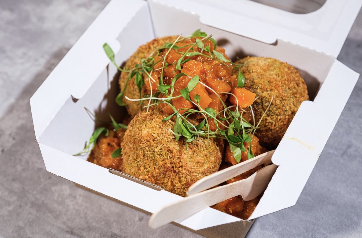 Contract Catering Magazine (@ccateringmag) on Twitter photo We are officially off to a flyer with the first of 16 dishes at the #StrEATfoodAwards! Courtesy of <a href="/BennettHay/">Bennett Hay</a> <a href="/blueapplebunch/">Blue Apple Catering</a> <a href="/GenuineDining/">Genuine Dining Co.</a> <a href="/Rest_Associates/">Restaurant Associates UK</a> We are officially off to a flyer with the first of 16 dishes at the #StrEATfoodAwards! Courtesy of <a href="/BennettHay/">Bennett Hay</a> <a href="/blueapplebunch/">Blue Apple Catering</a> <a href="/GenuineDining/">Genuine Dining Co.</a> <a href="/Rest_Associates/">Restaurant Associates UK</a>