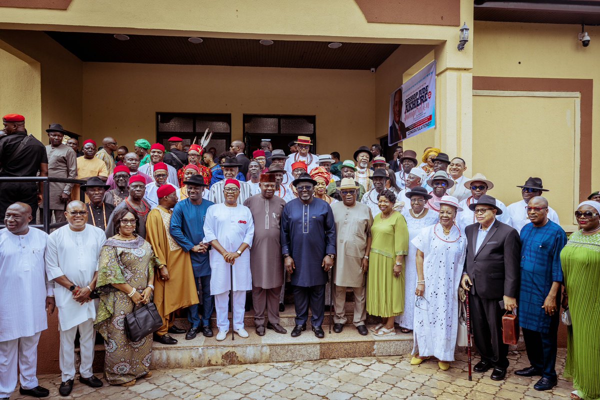 DSGovernment's tweet photo. Today, Governor Sheriff Oborevwori inaugurated members of the Delta State Advisory and Peace Building Council whom he described as men and women of great wisdom, exemplary character, track record of performance, and proven leadership qualities. https://t.co/tFwVK4LUxi