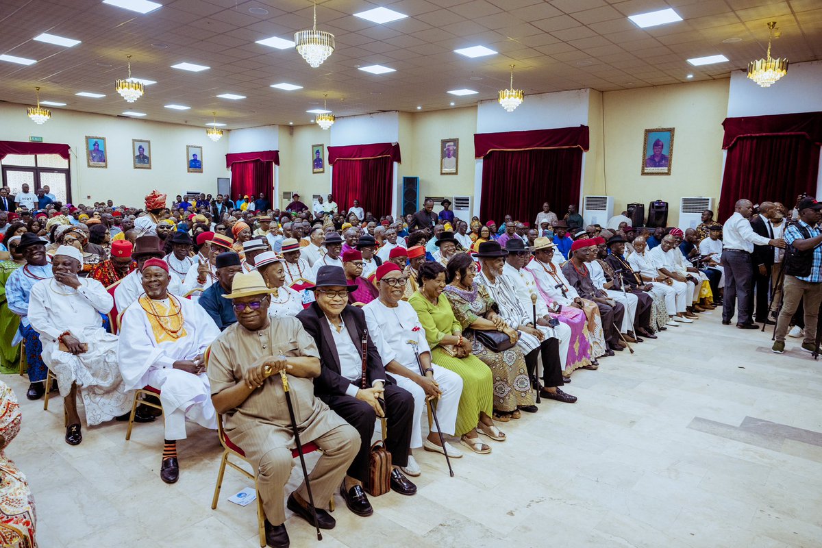 DSGovernment's tweet photo. Today, Governor Sheriff Oborevwori inaugurated members of the Delta State Advisory and Peace Building Council whom he described as men and women of great wisdom, exemplary character, track record of performance, and proven leadership qualities. https://t.co/tFwVK4LUxi