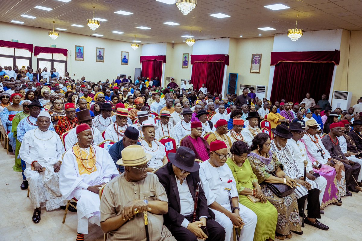 DSGovernment's tweet photo. Today, Governor Sheriff Oborevwori inaugurated members of the Delta State Advisory and Peace Building Council whom he described as men and women of great wisdom, exemplary character, track record of performance, and proven leadership qualities. https://t.co/tFwVK4LUxi