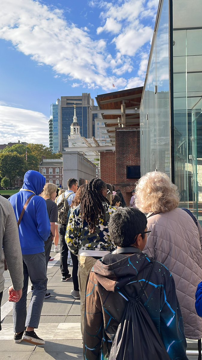 vossDCbus2's tweet image. Independence Hall #bus2