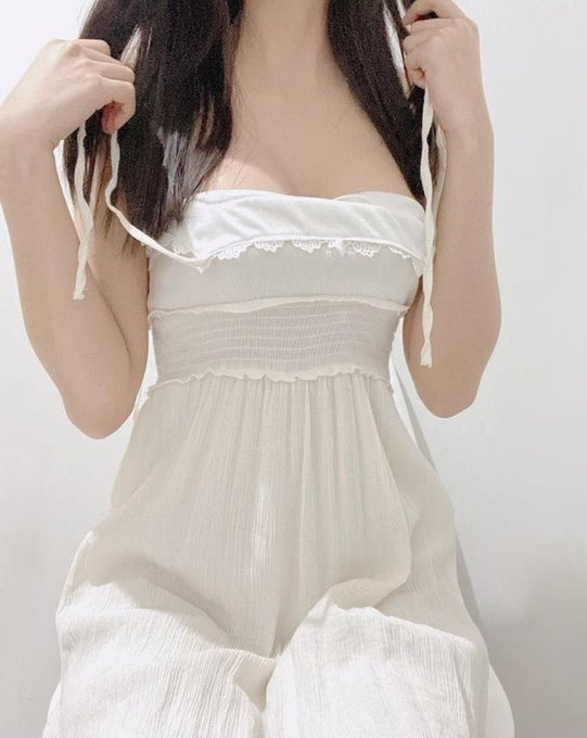 linana808's tweet photo. 喜欢穿裙子的女生一起做爱吗
1.选择无套
2.选择后入
3.选择前卫
4.喜欢戴套插入
#转推点赞长10cm https://t.co/Z6Oz5hOpvx