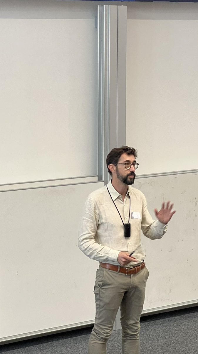 ai4eo_de's tweet image. What’s next in #AI4EO? Our keynote speaker Bertrand @blesa_ux is sharing his visionary insights at our #AI4EOSymposium2023. A great show of exciting projects and initiatives at @esa’s Phi Lab!