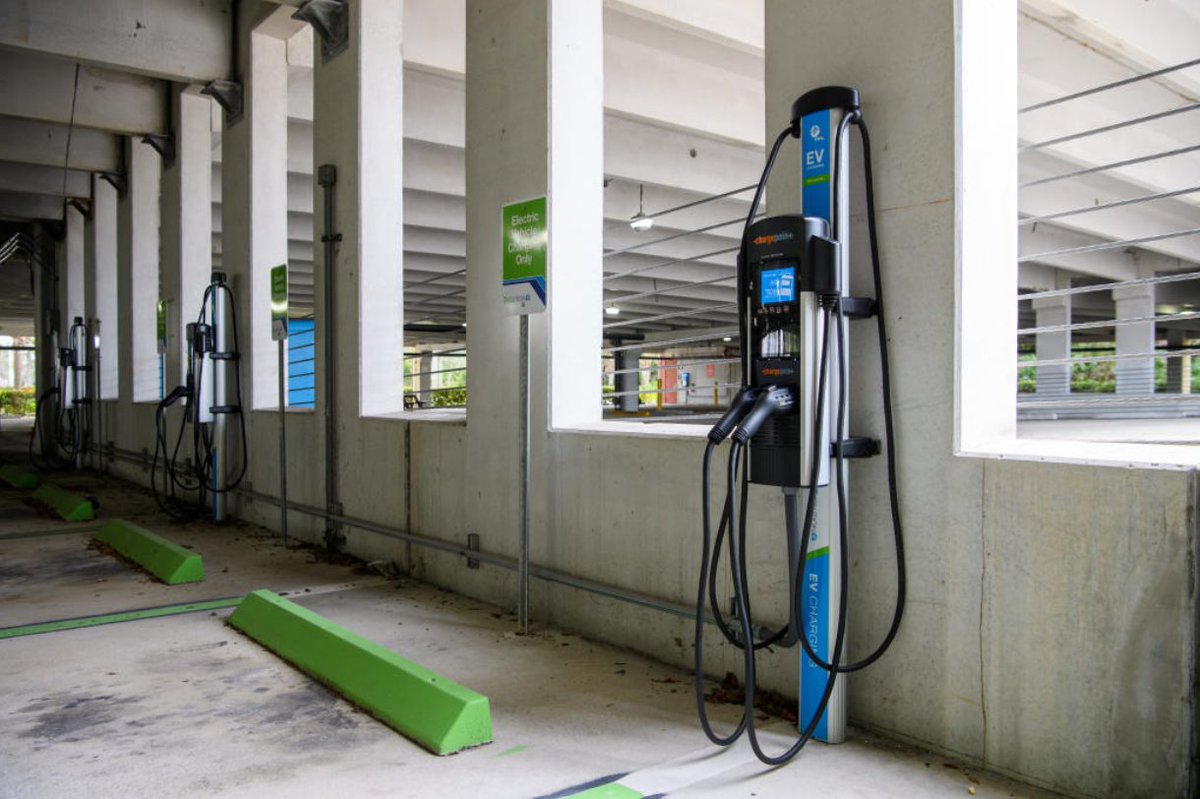 The future of Florida is electric. @insideFPL fast-charging network delivers clean, reliable energy everywhere it’s needed. We've built an 800+ mile stretch of charging stations, so EV drivers can plug in approximately every 25 miles along Florida's busiest highways 🚗