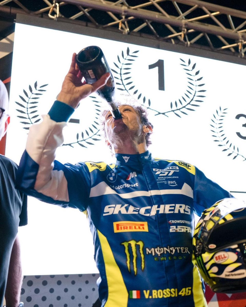 Valentino Rossi tweet media