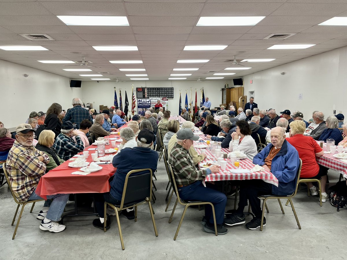 Thank you, @DauphinCounty , for honoring the veterans of Northern Dauphin this morning. Attendees enjoyed a free breakfast and received helpful information on veterans programs and benefits. 🇺🇸