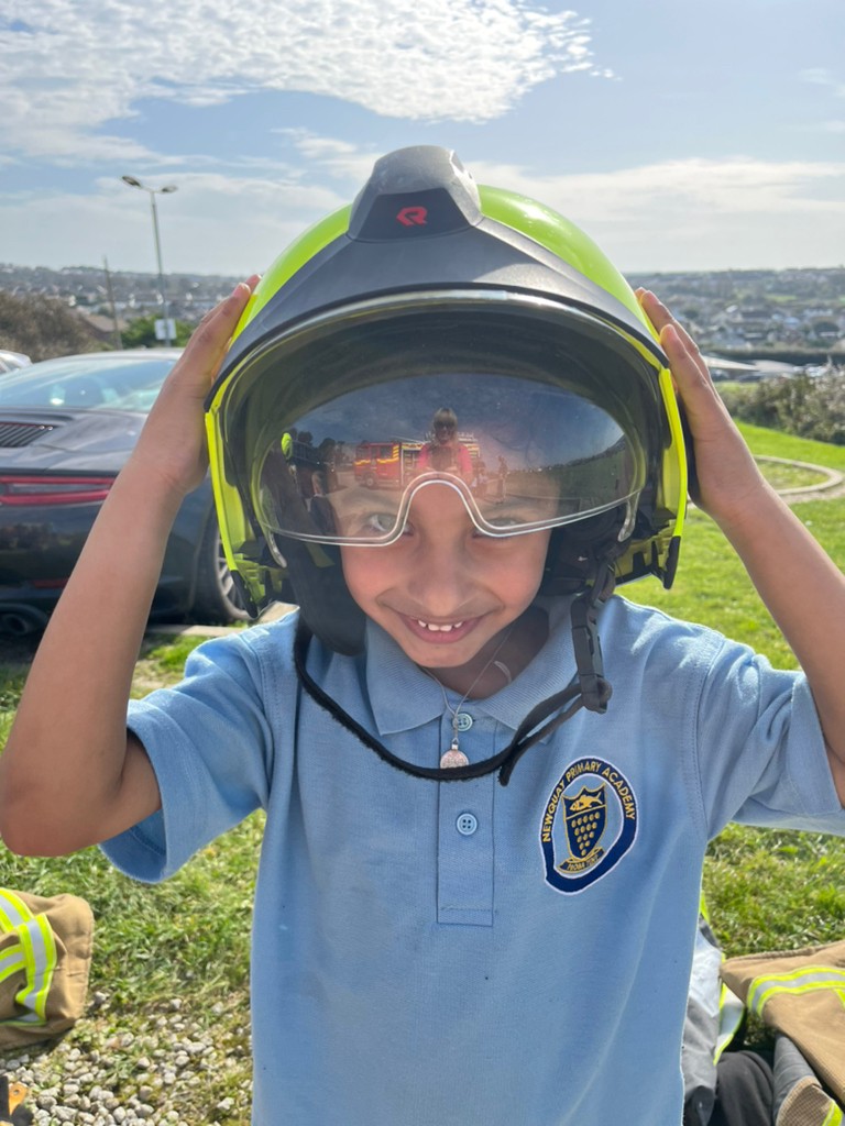 NewquayPrimary's tweet photo. Joshua class had some special visitors yesterday! The class got to explore a fire engine, try on fire fighting equipment, and learn all about the special job fire fighters do in our community.

Then all the children got to hold the fire hose and feel the full force of the water! https://t.co/n2Tpx3gDmZ