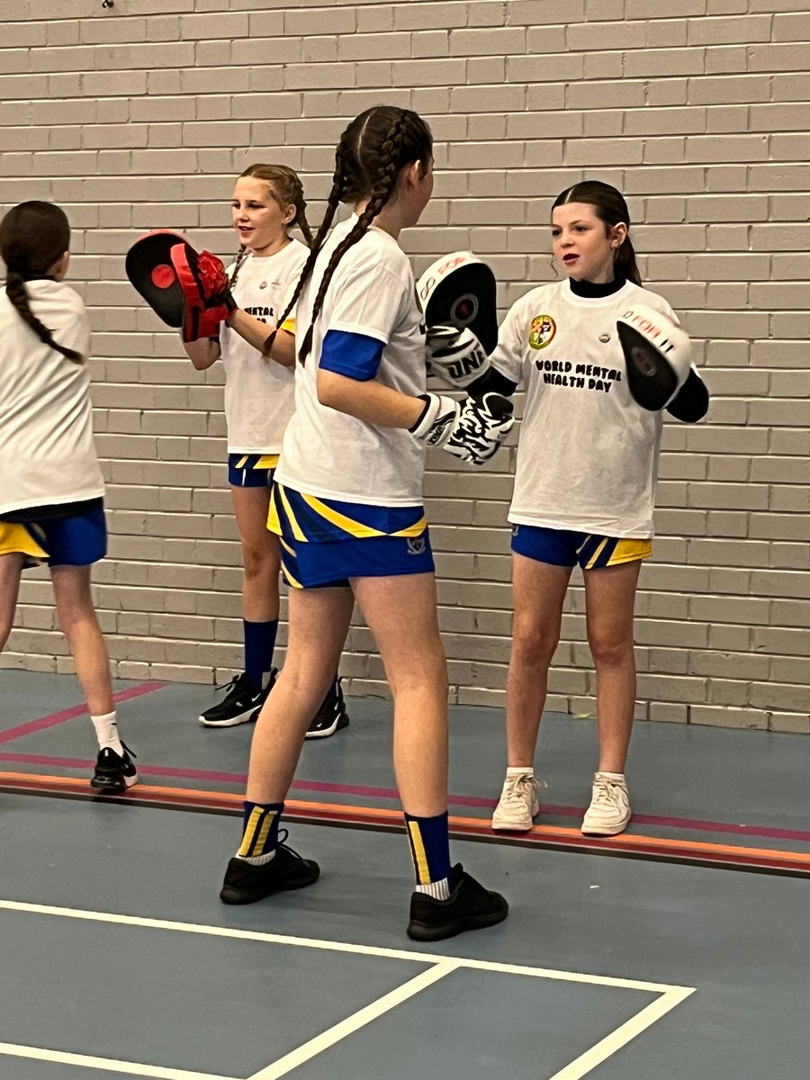 IABABOXING's tweet photo. As part of #WorldMentalHealthDay , our Belfast Boxing Strategy Community Coaches @weerooster  and Patrick Gallagher have brought boxing to over 220 young people from 5 schools across the city: https://t.co/U7Q7EyaC3z