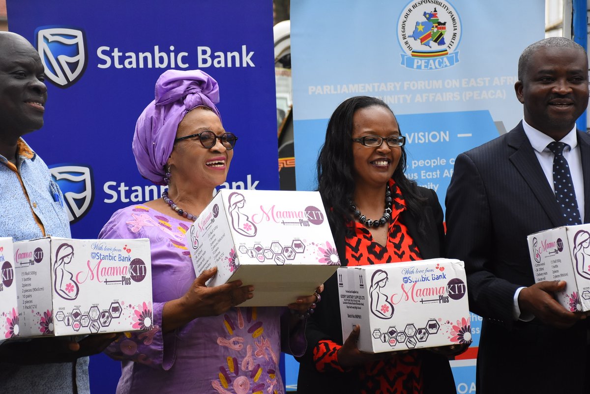 The State Minister for Health - General Duties, @HonAnifaKawooya flagged off distribution of 4000 mama kits from @stanbicug in collaboration with the Parliamentary Forum on East African Community Affairs (PEACA) to support elimination of preventable maternal and neonatal deaths.