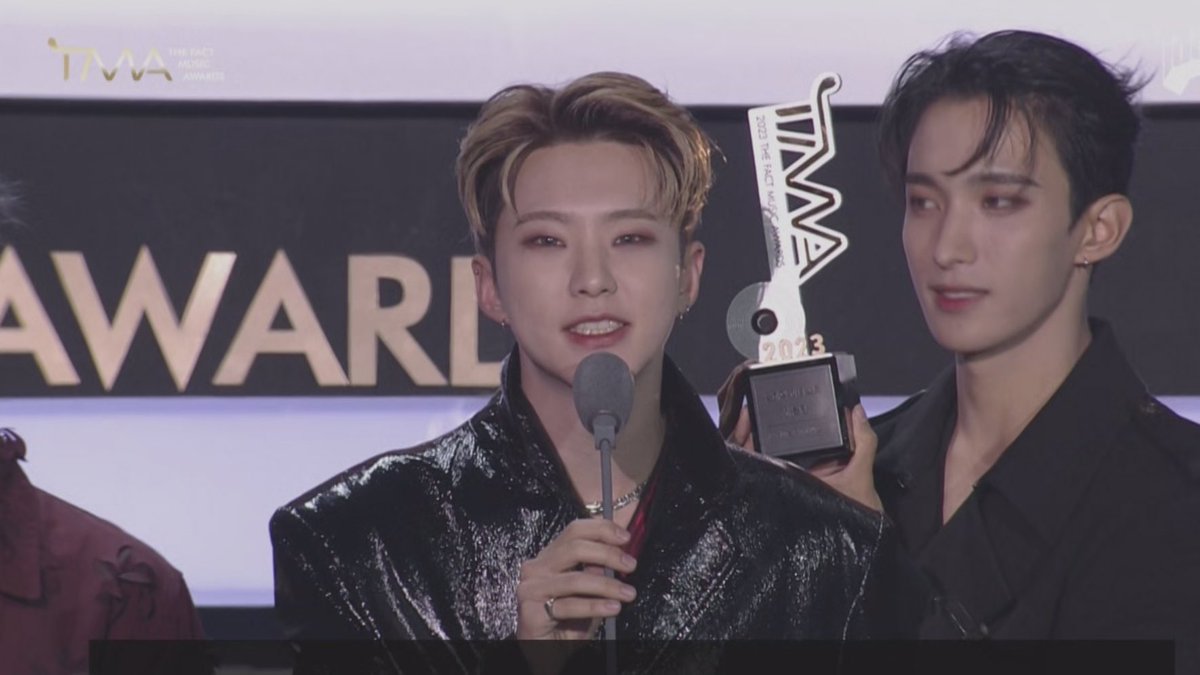 shua_enthusiast's tweet photo. CONGRATULATIONS SEVENTEEN FOR WINNING THE BONGSANG AND DAESANG AWARD AT THE FACT MUSIC AWARDS 2023!!!! WELL DESERVED ARTISTS 🔥

SVT TMA2023 DAESANG !🏆
#세븐틴_TMA대상_축하해
#SVT_TMA_DAESANG
#세븐틴 #SEVENTEEN
@pledis_17 https://t.co/tbf8sFwHeg