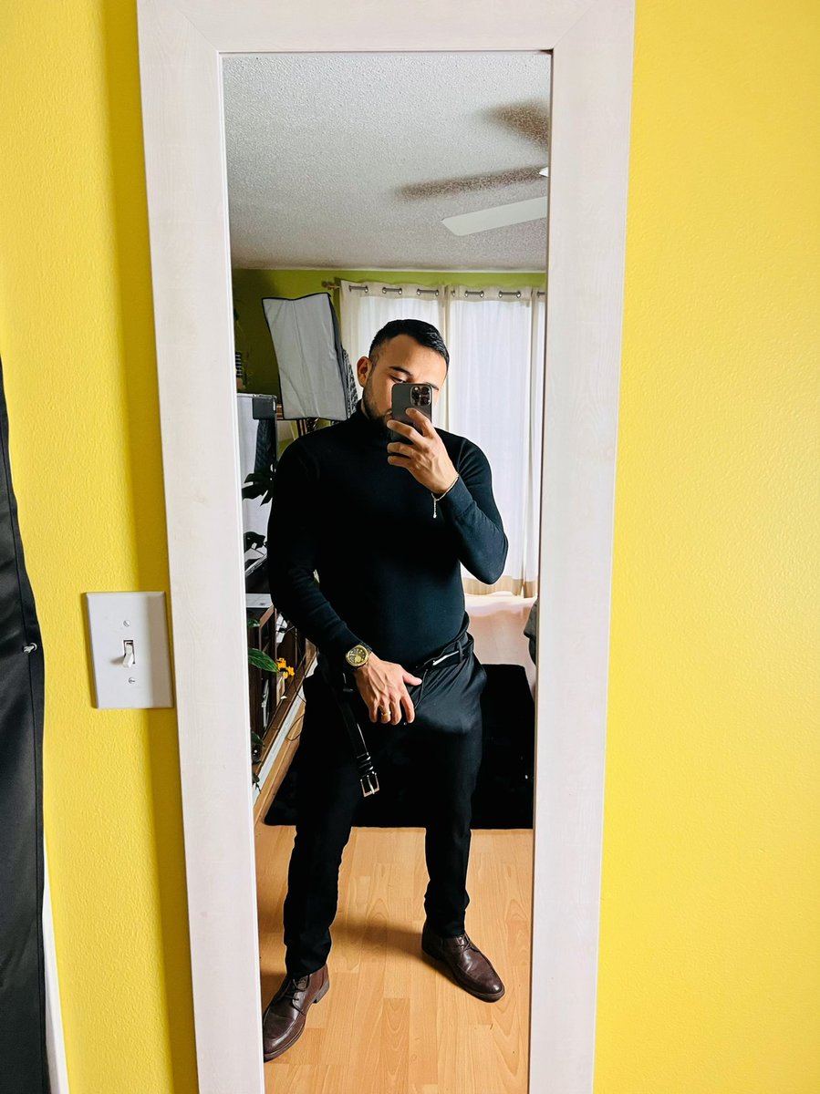 leoGamaxxx's tweet photo. Buenos Díaz 😈😛🍆

#latino #badboy #fyp #fy #mexico #seattle #USA #Washington https://t.co/N2AFSRZyJY