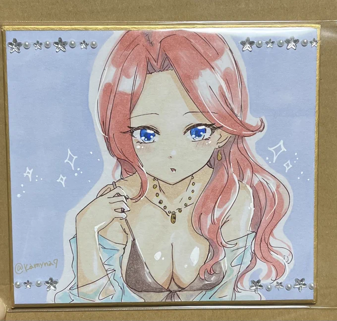 ママさんズのもあります。あかりちゃんも。シールは10cmくらいです。