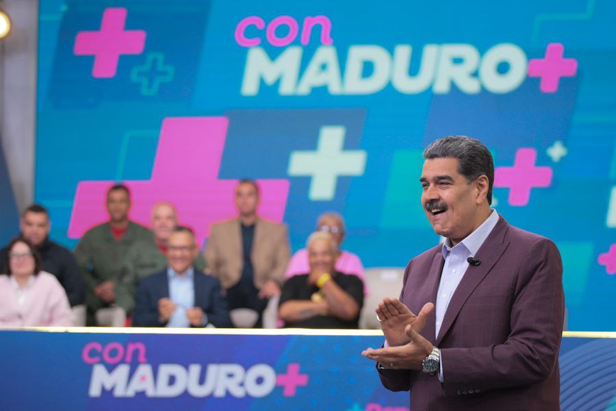 #JuventudPatriótica

🚨🇻🇪🌲Presidente Nicolas Maduro decreta Navidades Felices desde el 1° de noviembre.

“Vamos a tener unas Navidades bonitas, felices, en familia, desde el primero de noviembre en adelante”, anunció <a href="/feentidios35/">Ángela Ávila 🐬</a> <a href="/leidy09670511/">leidy</a> <a href="/LaOrientalVe/">🌞Del Valle Guevara M.🌞</a> <a href="/jmhgomez1/">@Jmhgomez</a>
