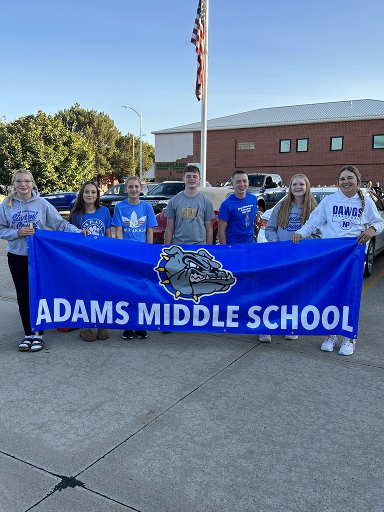 AdamsMSBulldogs's tweet photo. Adams Middle School Student Council helping celebrate Homecoming week 2023. https://t.co/g9BqHpWyZe