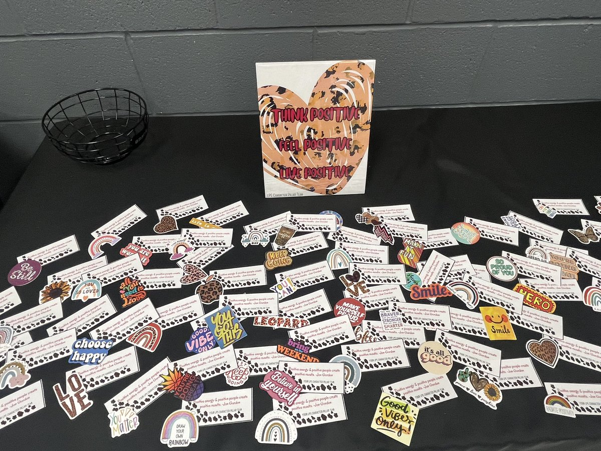 Sunnye Forrest tweet media