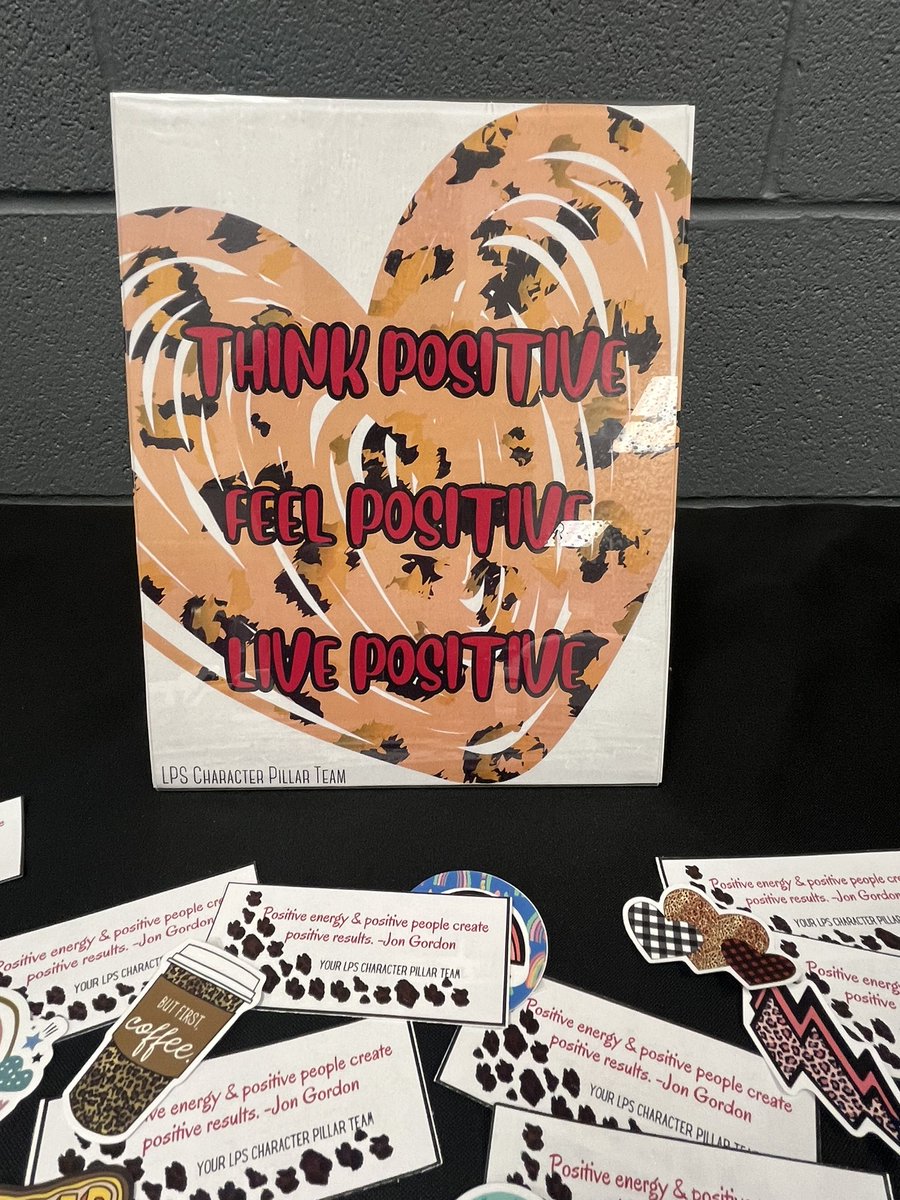 Sunnye Forrest tweet media