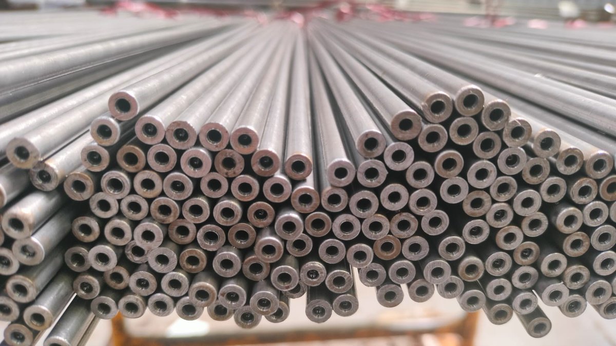 SainestTubesPvt's tweet image. #QualityTubes #CustomizedManufacturing #TubeProduction #IndustrialQuality #PrecisionEngineering #RigorousTesting #TubeManufacturer #TailoredSolutions #ExploreSainest #SainestTubes