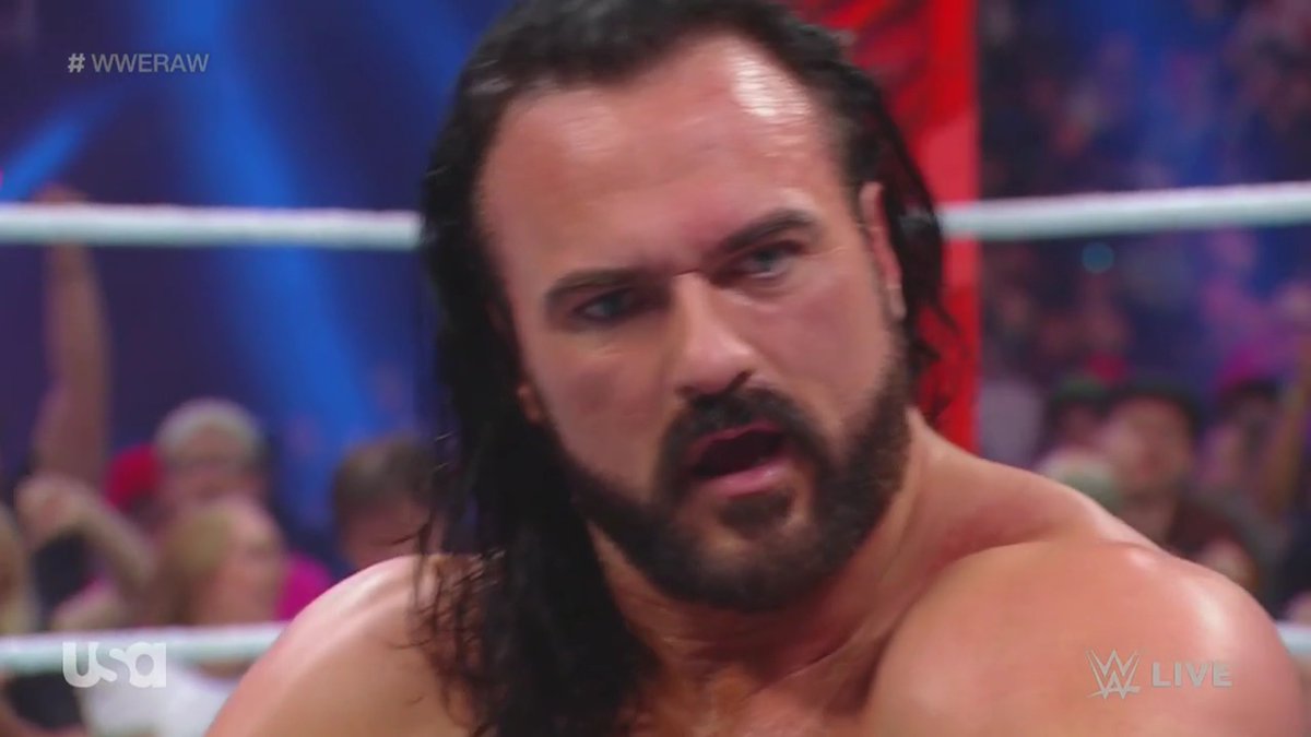 DrewMcintyreCOM's tweet photo. HQ #WWERAW Screencaptures: https://t.co/vsuQGXuE6h

(@DMcIntyreWWE) https://t.co/tBlkCskxyE