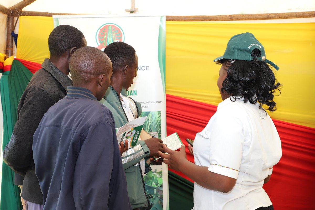 Agri_FinanceKe's tweet photo. Happening Now: We're here at Sosiot Stadium in Kericho County, taking part in the Kericho Agribusiness Climate Smart Exhibition. Over the next two days, we'll be focusing on the theme, "Innovation &amp; Adoption of Climate Smart Farming to Boost Food Security &amp; Profitability." https://t.co/2PJskV0cwx