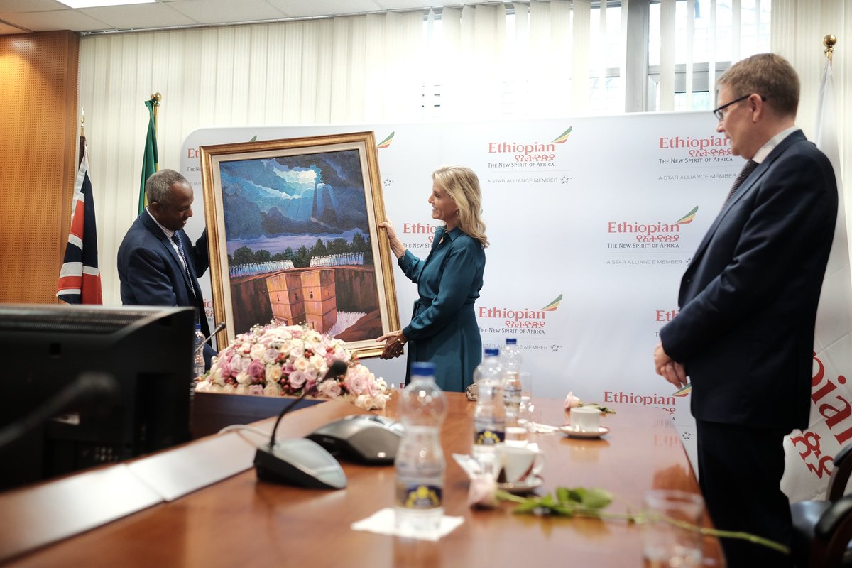 Exciting day at <a href="/flyethiopian/">Ethiopian Airlines</a> HQ as HRH The Duchess of Edinburgh celebrated 50 years of flights connecting 🇪🇹 and 🇬🇧, after landing her <a href="/Airbus/">Airbus</a> A350 simulation flight smoothly 🛬

Together with <a href="/DarrenWelch/">Darren Welch</a> and <a href="/flyethiopian/">Ethiopian Airlines</a> CEO Mesfin Tasew they cut a special cake and had🇪🇹Buna.