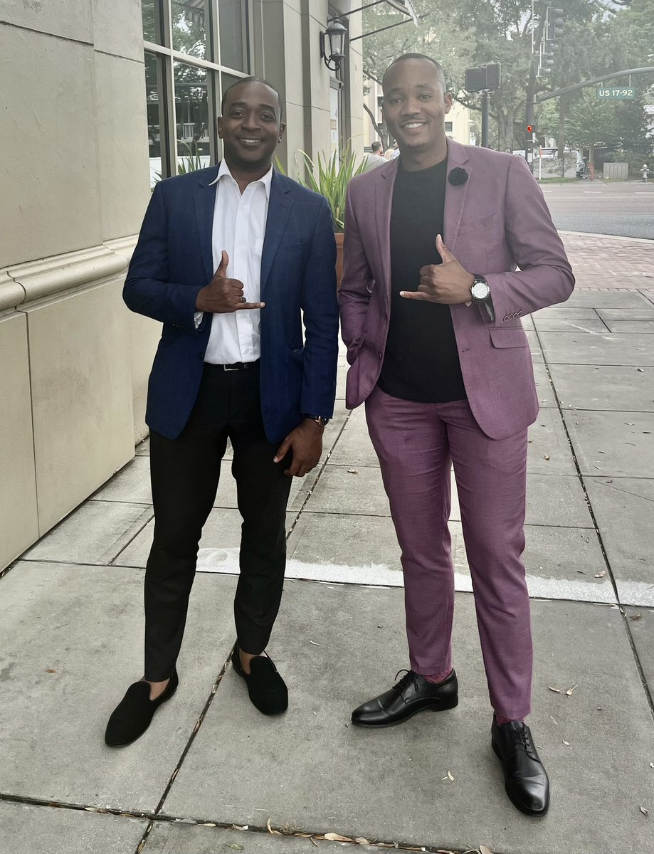 Happy Birthday to my good friend and frat brother <a href="/CurtisDMcCloud/">Curtis McCloud</a> 🤙🏾